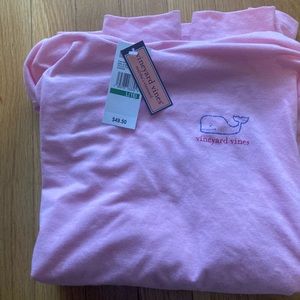 Vineyard vines hooded shirt